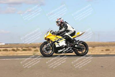 media/Nov-03-2024-TrackDaz (Sun) [[44580f4982]]/B Group/1220pm (Wheelie Bump)/